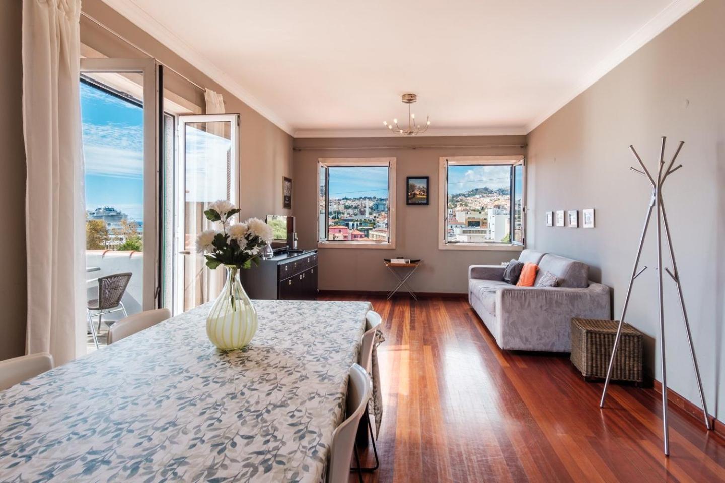 푼샬 Guestready - Sao Tiago In Old Town 아파트 외부 사진