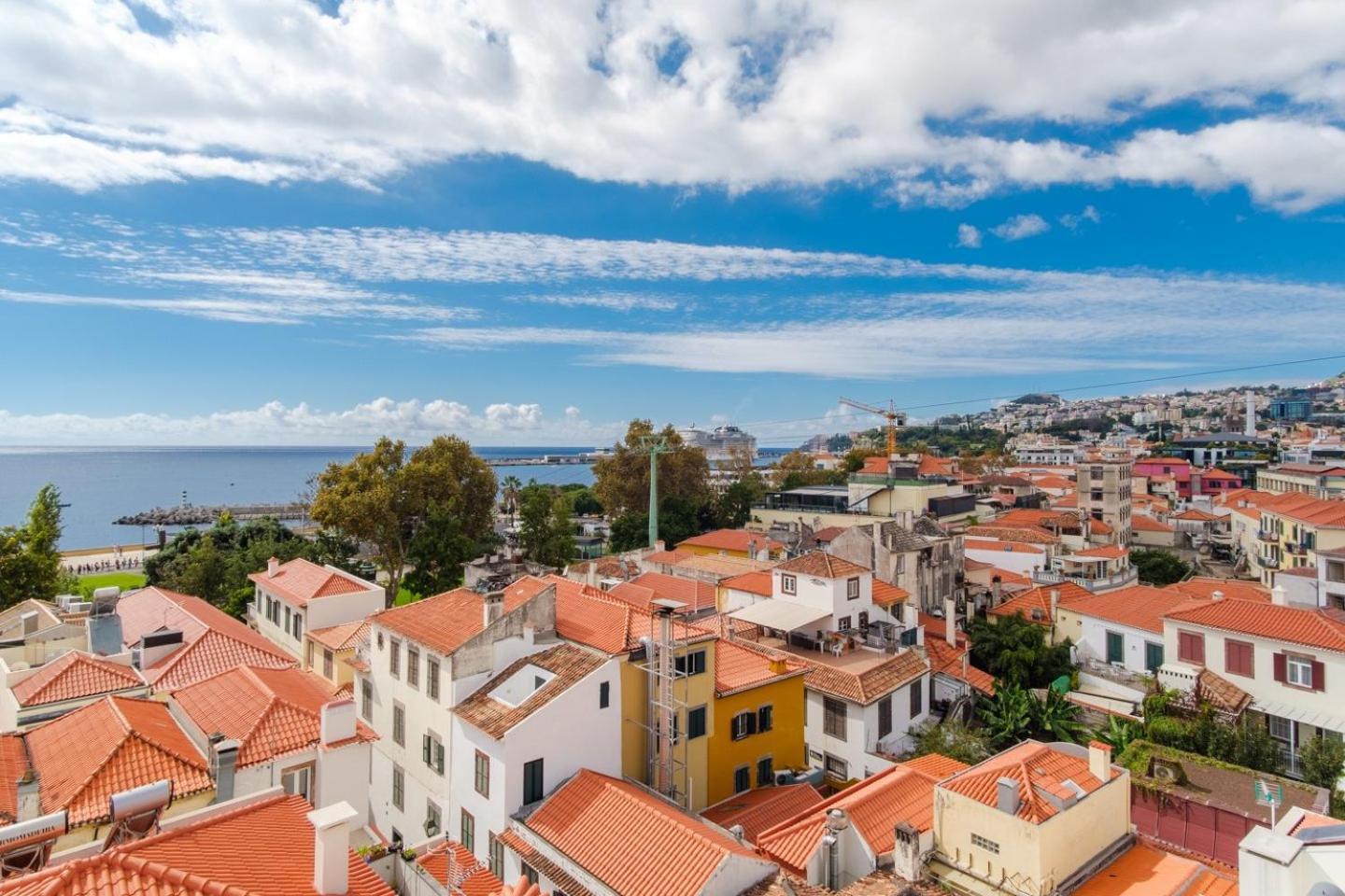 푼샬 Guestready - Sao Tiago In Old Town 아파트 외부 사진